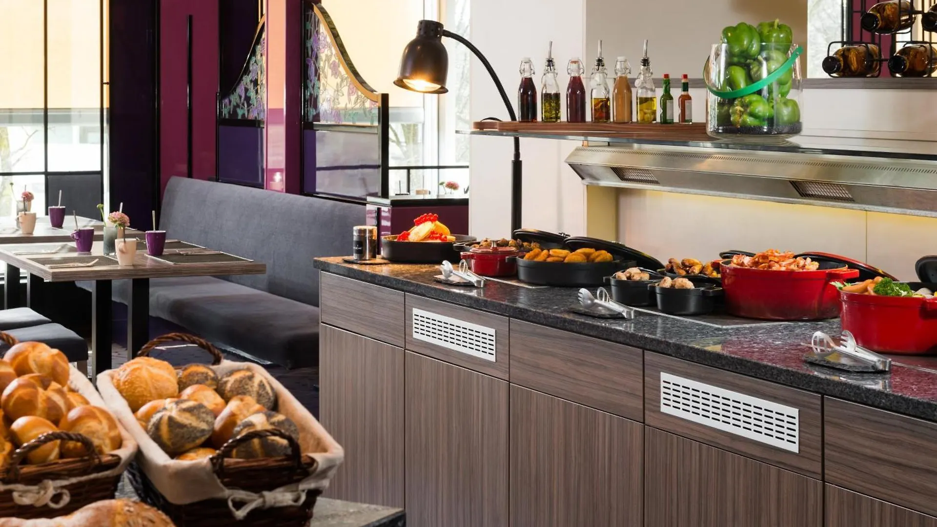 Leonardo Hotel Munich Arabellapark 4*,